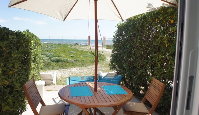 T2 sea view sand beach end peninsula of Giens - Contact me before booking