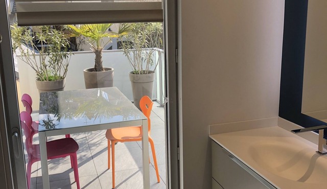 T2 Vacances et Cures Avec Terrasse EN Centre Ville