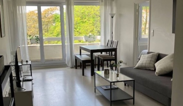 T2 Vue Imprenable à Sèvres au 8e Étage