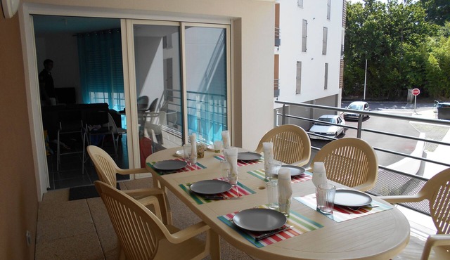 T2 with its large terrace of 15 m² (Anglet limit)