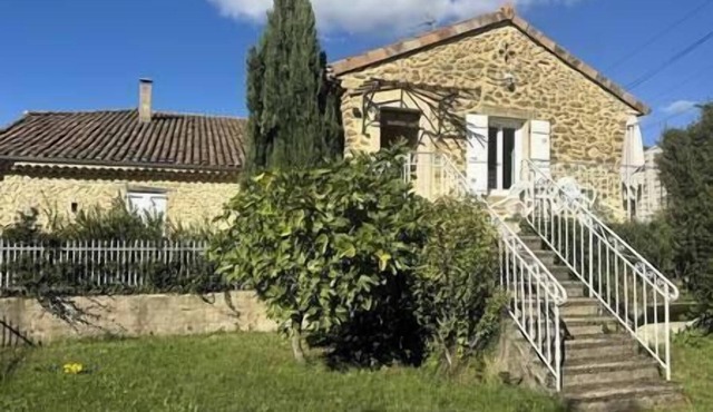 T2 with terrace and garden in the countryside