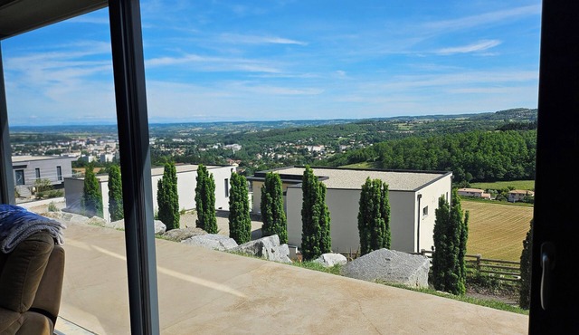 T3 à 2 pas du Centre-ville Piscine et Jacuzzi Privé Normes PMR