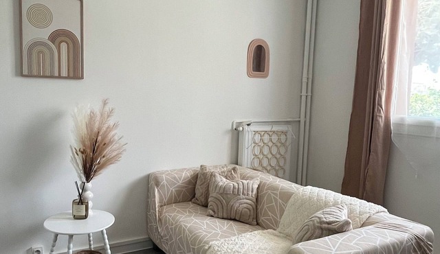 T3 3min walk from TGV station - Cosy - Bright - Functional - Parking spaces