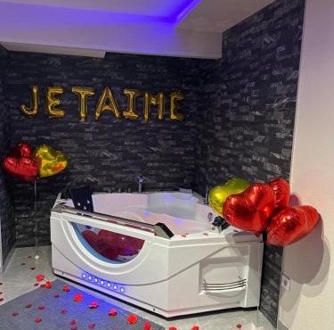 T3 5 étoile jacuzzi
