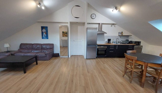 T3 90 m2 2 bedrooms 2 bathrooms Parking Clos