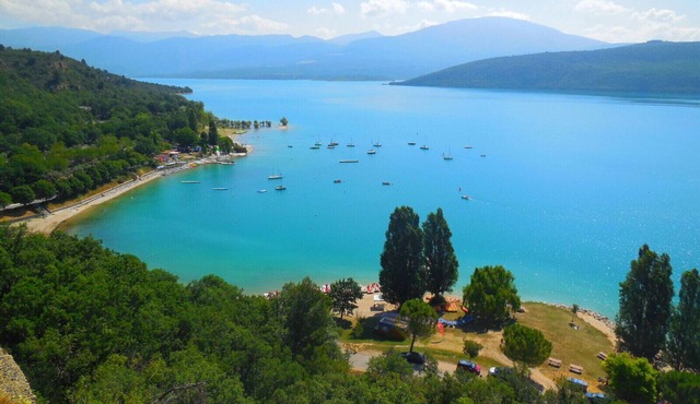 T3 apartment with air-conditioning+Box wifi Fibre+ Sat Eur terrace lake view (classified)