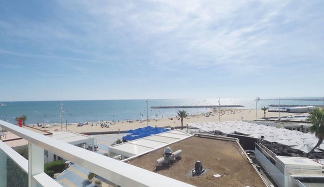 T3 apartment, AC & sea view - 6 guests