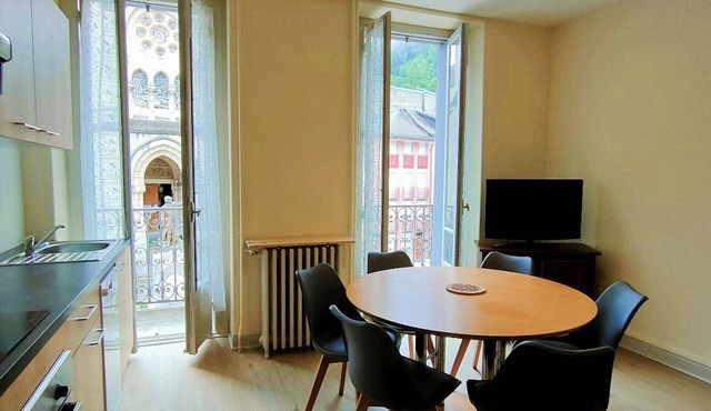 T3 Apartment for 6 people in Cauterets, near thermal baths and cable cars