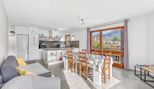 T3 Apartment with Lake View and Wi-Fi