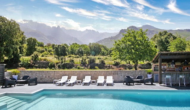 T3 CLEMENTINU in a Corsican villa, any comfort, in peace, with swimming pool.