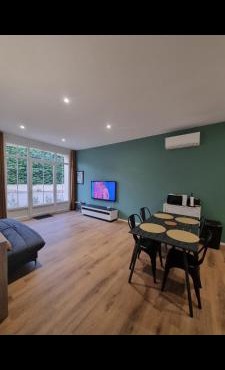 T3 de 60 M2 avec parking à 3 min de l autoroute