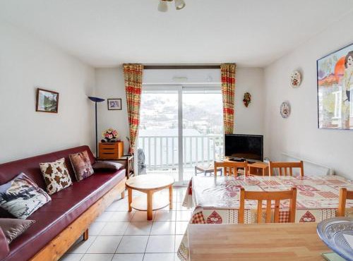 T3 Duplex 43m², 2 chambres, balcon, animaux admis, calme, proches commodités, 3 stations ski - FR-1-402-29