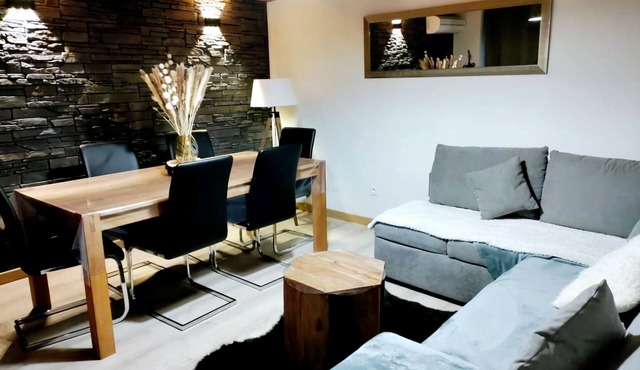 T3 Duplex apartment for cures and vacations, Centre ville Allée d'Ethigny