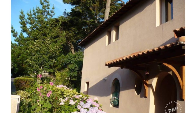 T3 DUPLEX, enclosed garden, very quiet, 5 min from the beach and shops