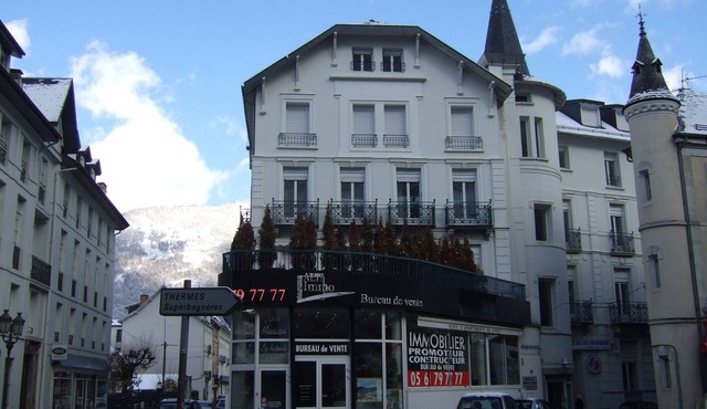 T3 EXCEPTIONAL LOCATION SUMMER/WINTER!