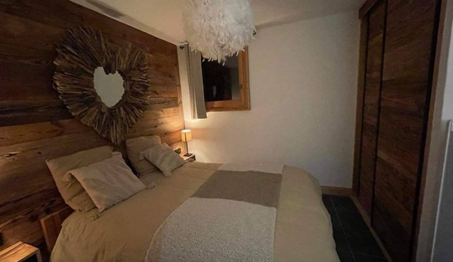 T3 in a luxury residence opposite the swimming pool, tennis court and accrobranche.