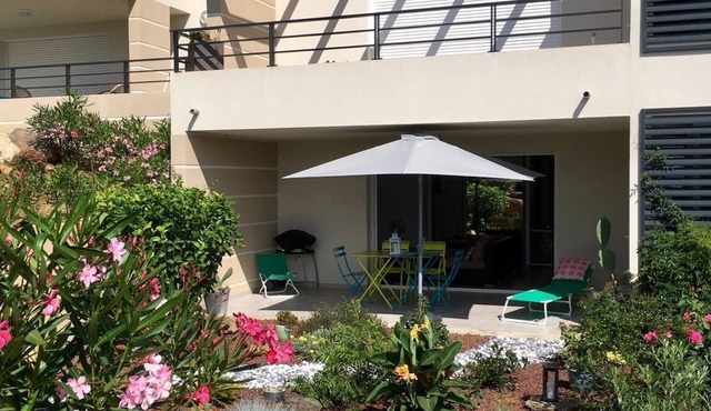 T3 new, contemporary, air-conditioned, WiFi, Golfe Saint-Florent - Cap Corse, 1mn from the sea