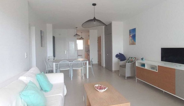 T3 sea view Sant Ambroggio with shady garden 2 minutes walk from the beach
