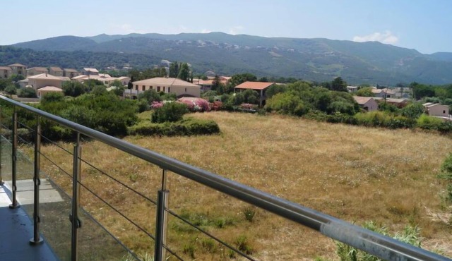 T3 vue baie by Interhome