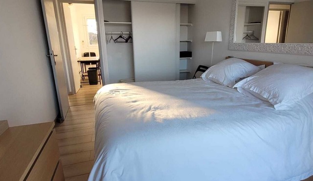 T3 with nice view. Calm. Ideal for lovers