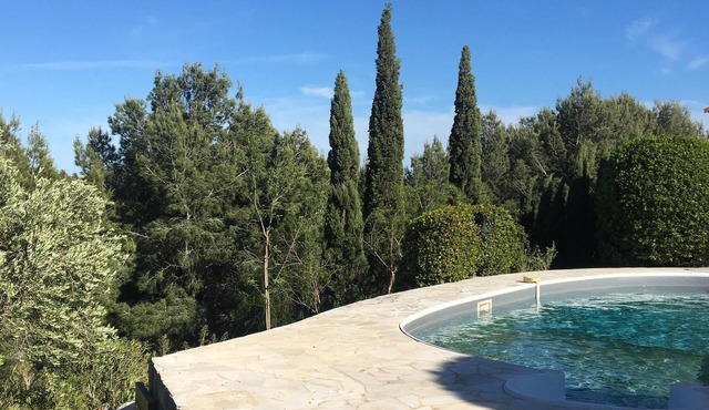 T3 with private pool and superb view not overlooked
