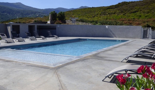 T4 apartment with pool in luxury residence/6 persons