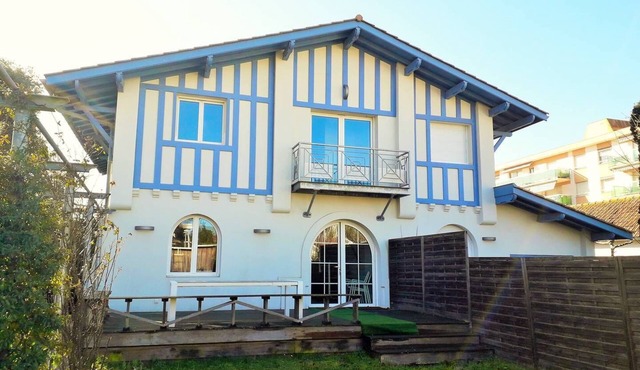 T4 comfortable heart of Moulleau near beach