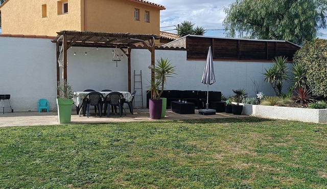 T4 first floor - near the sea - near Saint Cyprien - sleeps 6