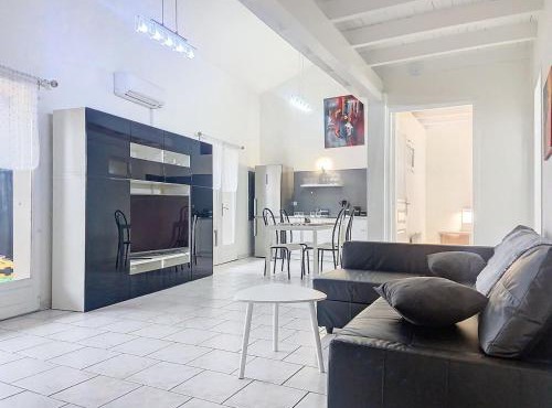 T4 lumineux proche du port et du théâtre