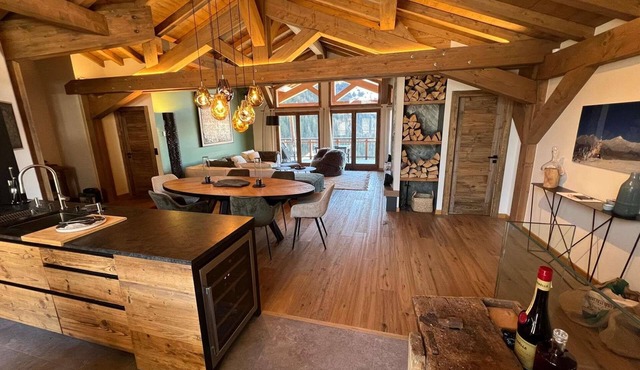 T4 spacieux avec cheminée