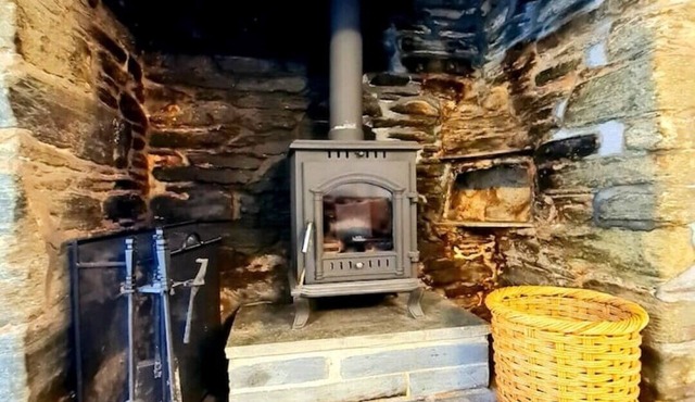 Ta Mill Pump Cottage in a Stunning Retreat