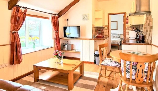 Ta Mill Smithy Cottage in a Stunning Retreat