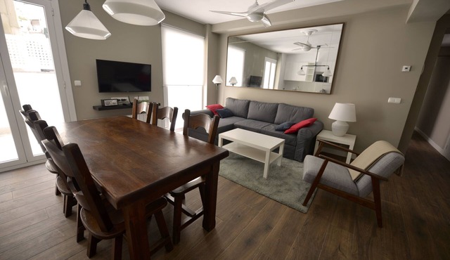 TABAKALERA NEW APARTAMENT SAN SEBASTIÁN JUST RENOVATED 2-8 GUEST