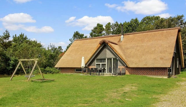 "Tabithe" - 2.2km from the sea by Interhome