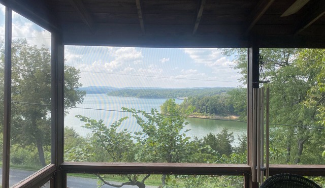 Table Rock Lake Big M Marina close to Eagle Rock