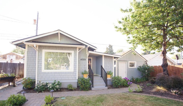 Tacoma Garden Home - Quiet getaway with quick access to downtown and freeways