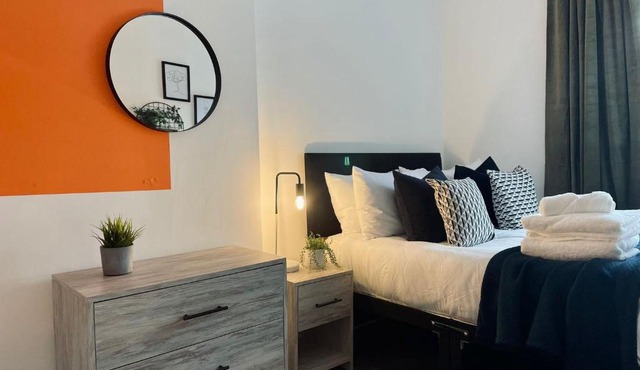 Taff Valley Heartwarming Cottage In Aberafan Merthyr Tydfil By STAE-Homes