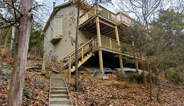 Taffy's Lakehouse-Lake Access-Community Swim Pool-Minutes to Boat Ramp & Marina