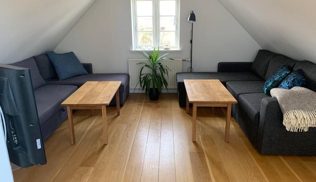 Tag lejlighed i hyggelig landsby på Stevns