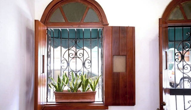 TAGRA COLONIAL HOUSE