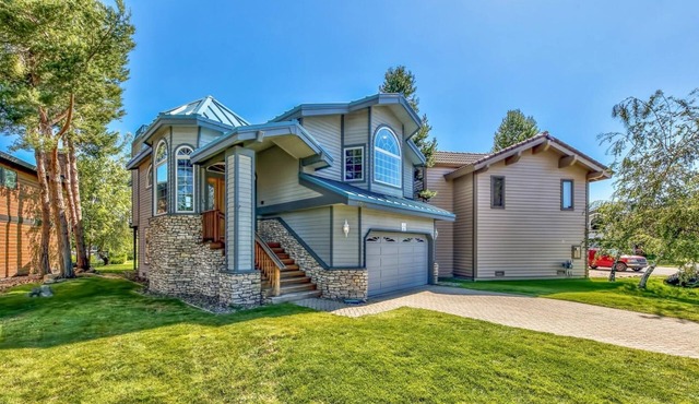 Tahoe Keys Breeze - Ski Lease, On Water w/Boat Dock, Hot Tub