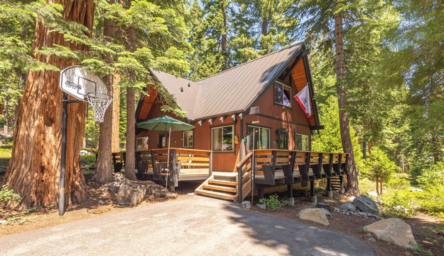 Tahoe Swiss Village Chalet, priv beach HOA pier, walk to beach!