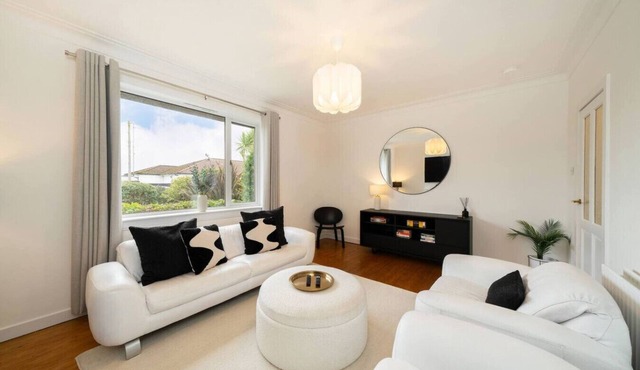 Taigh Tatha - stylish 3 bed home