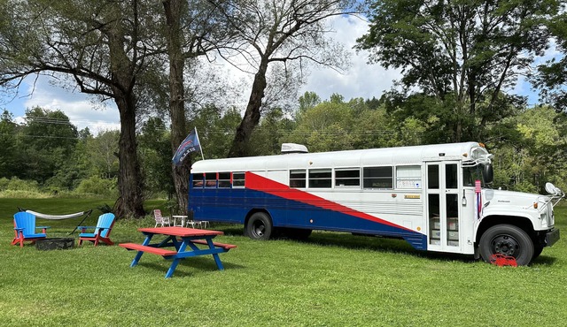 Tailgating Bus on Ischua Creek @ Campground Adventures