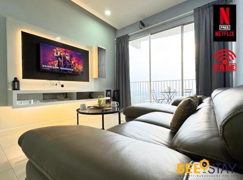 Taiping Crystal Creek Condo Pool Gym Netflix