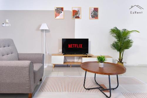 Taiping Highest Penthouse 5BR with Swimming Pool & Netflix WiFi near Lake Garden Zoo