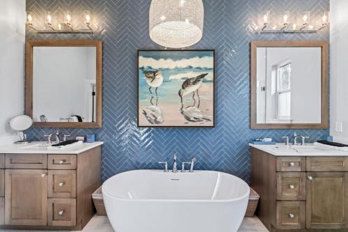 Taj Duval, Sleeps 14, Pool, Lux