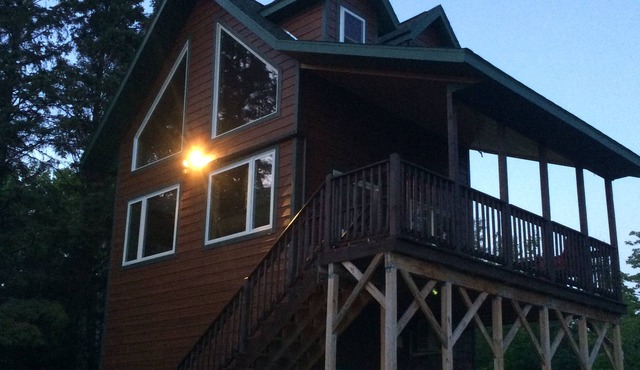 Taj Matall in the pines