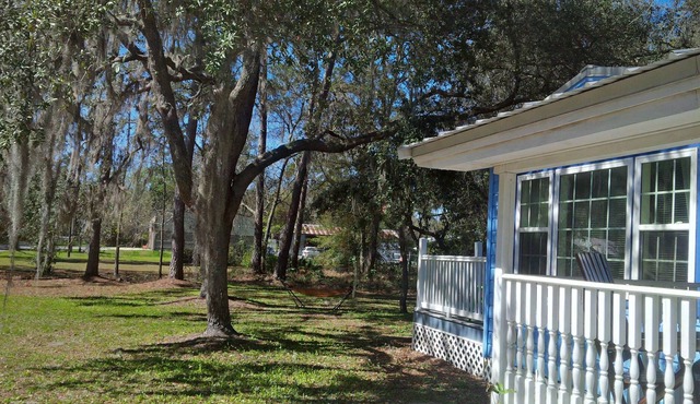 Take It Easy At The Suwannee River Cottage