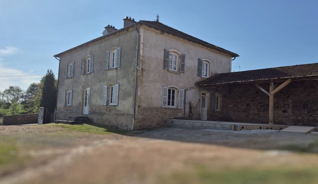 Take off with your family or friends for Mars. without leaving Earth!